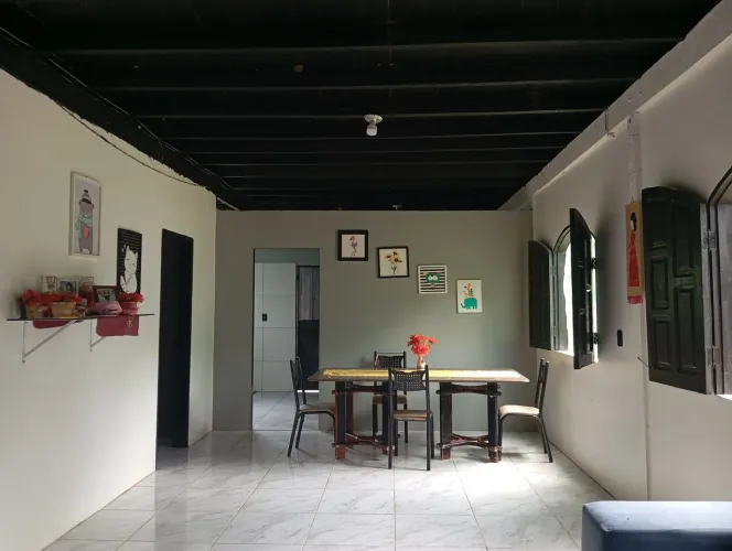 VENDO SITIO NA CIDADE DE AUTAZES BEM PERTINHO DA CDD COM IGARAPÉ E MUITAS FRUTEIRAS
