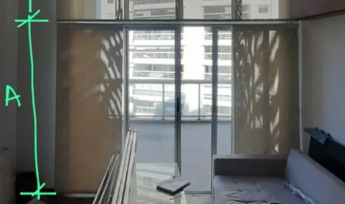 Cortinas de correr, 4 folhas, com Trilho - 2,10 de altura e 3,28 de largura total
