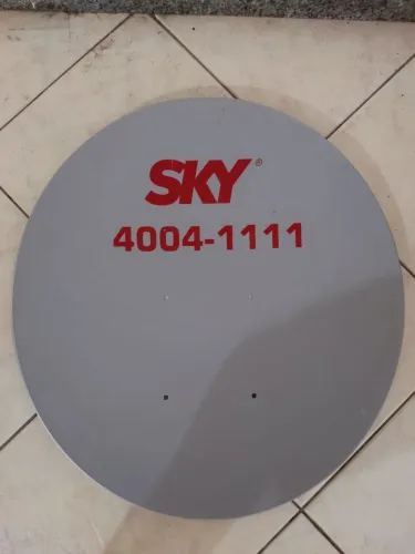 Antena SKY HDTV nova sem LNB