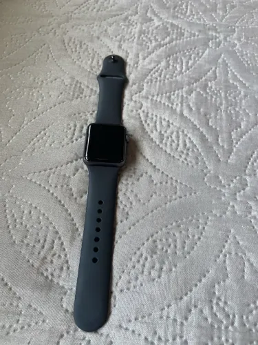 Apple Watch Series 3 Preto Completo + Carregador - R$550