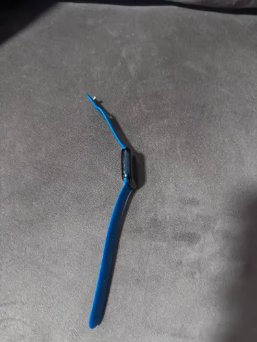 Apple Watch Series 8<br>86% de bateria <br>Carregador <br>Pulseiras extras<br>Sem caixa