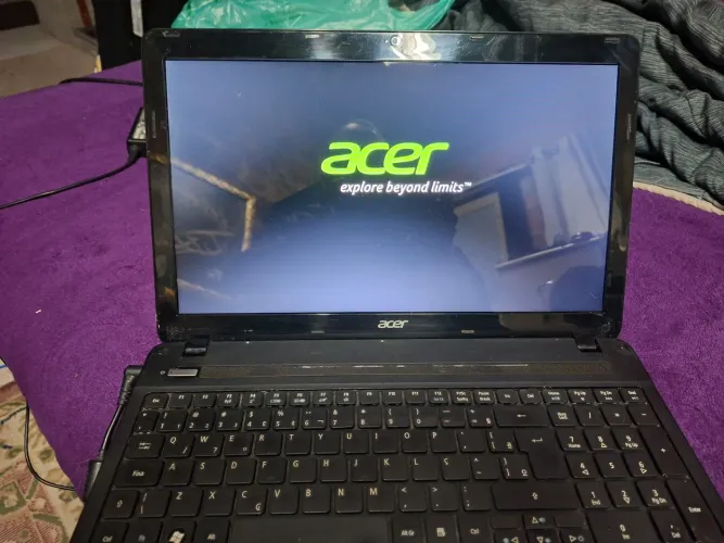Notebook Acer i3 2350M