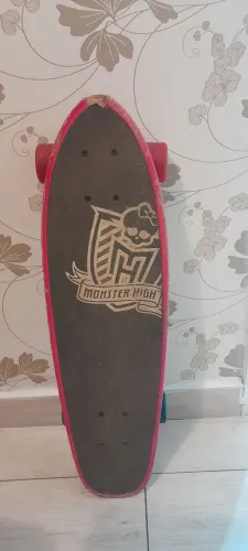 Skate monster high