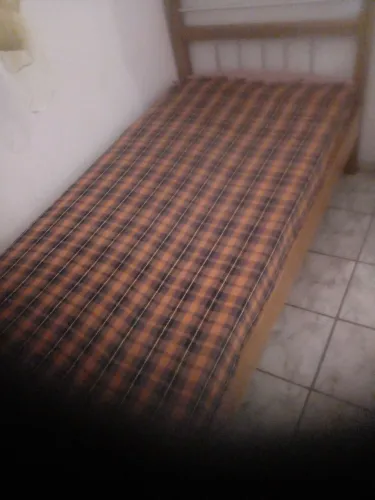 Cama madeira + colchão
