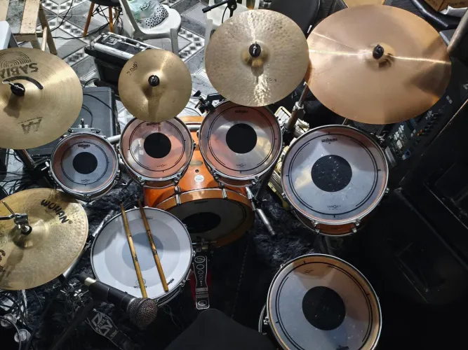BATERIA ADAH PROFESSIONAL DRUMS!!