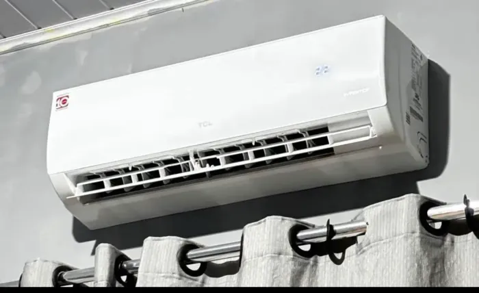 Ar-Condicionado 12.000 BTUs