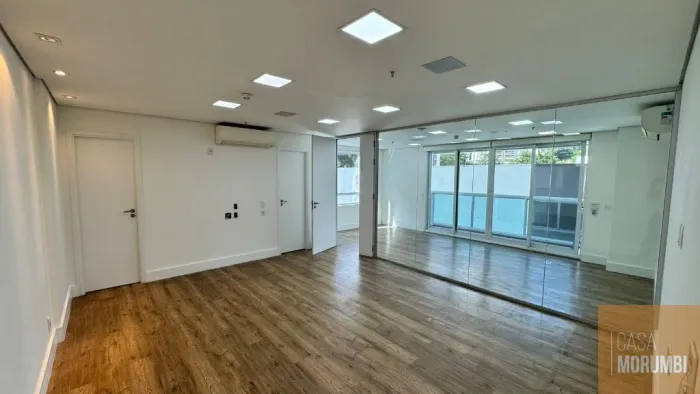 Sala comercial 59,93 2 banheiros 2 vagas Vila Andrade GG office
