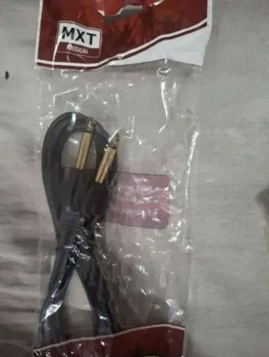 Cabo p10/p10 para instrumentos elétricos com 1.80 expessura 3mm mxt
