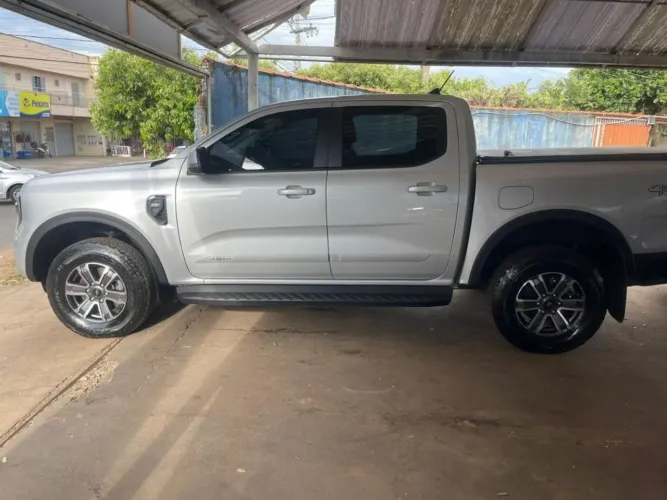Ford Ranger XLT 3.0 V6 4X4 CD TB Die. Aut. 2025