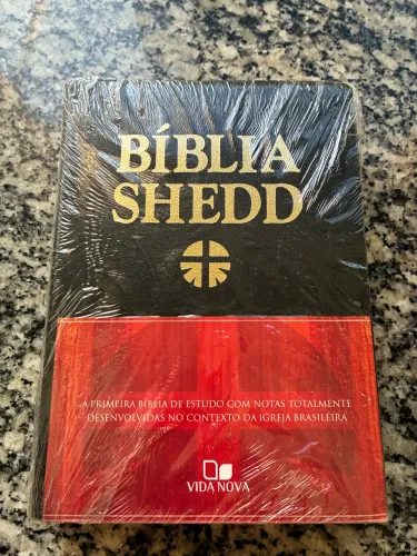 Bíblia de estudo Shedd nova