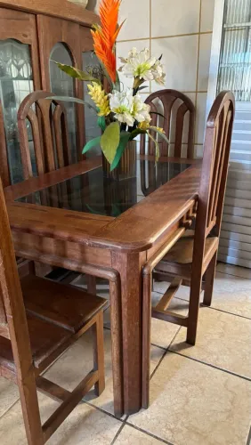MESA DE 4 CADEIRAS - MADEIRA DE ANGELIM