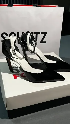 SAPATO SCARPIN SCHULTZ TAMANHO 35
