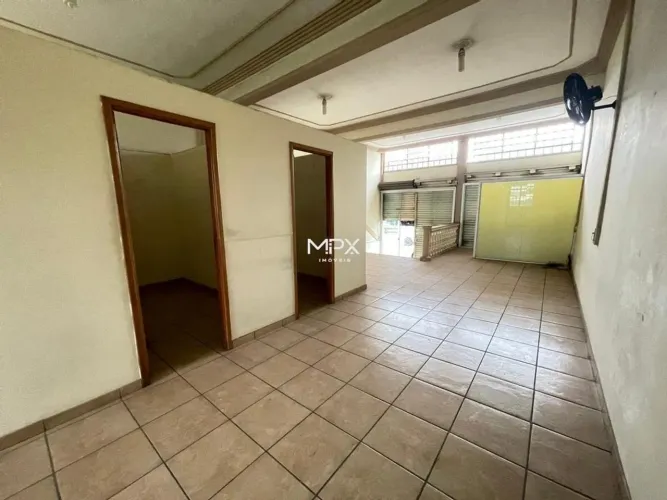 Salão para alugar em Piracicaba, Centro, com 180 m²