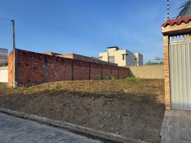 Terreno à venda no loteamento D'urville com 268m² em rua fechada ( aceitamos financiamento