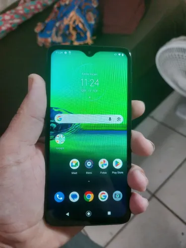 Moto g 8 play funcionando perfeitamente sem detalhe só pegar e usar