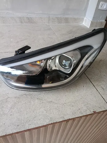 Farol ix35 2017 