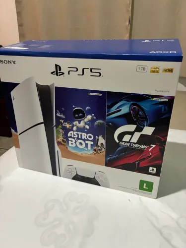 PlayStation 5 slim 1tb + 2 jogos