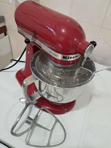 Batedeira planetária kitchneid artisan 127 em excelente estado