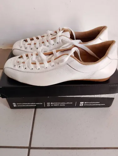 Tênis feminino em couro legítimo branco Tam 36