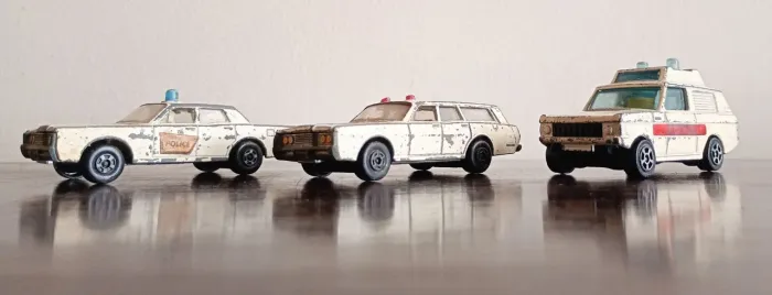 Matchbox Corgi Junior Range Rover Police, Mercury Commuter, Mercury Police Blue dome light