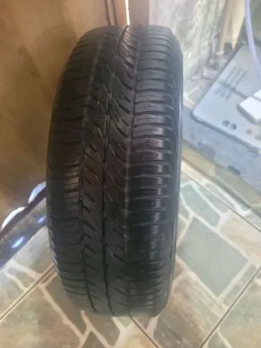 1- Pneu Goodyear 185/65/15 oportunidade!