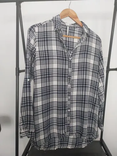 Camisa feminina xadrez Marfinno. Tam M alongada