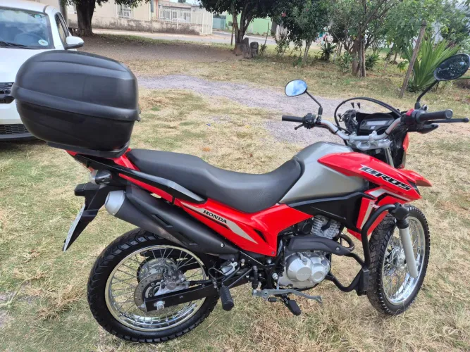 Moto Bros impecável