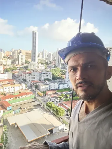 Pedreiro disponivel aos sábados 