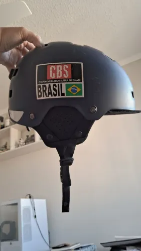Capacete uso ciclismo,skate, patinete e bicicleta elétrica