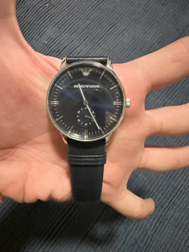 Relógio empório armani semi novo pouco usado 