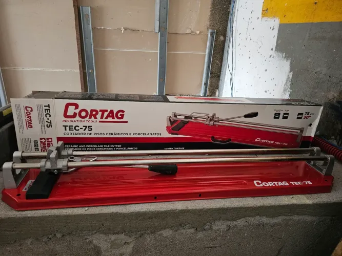 Cortador de Pisos 