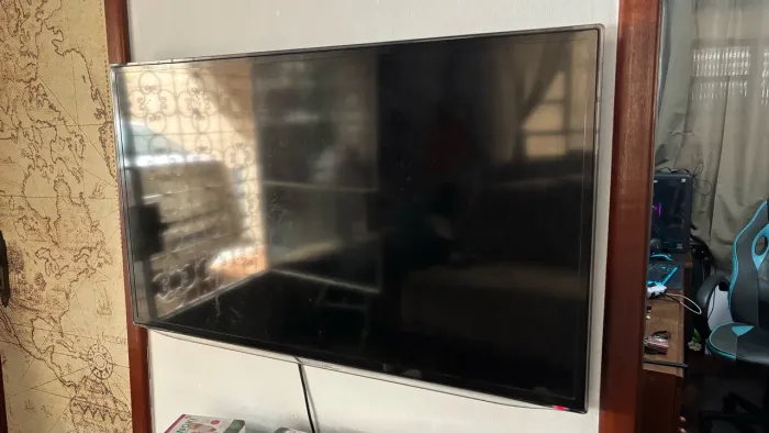 Televisão Samsung (leia a descrição)