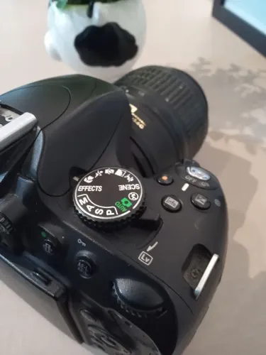 Vendo camera Nikon D5100