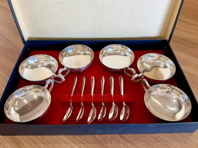 Conjunto para sobremesa metal espessurado a prata - Eberle - década de 60