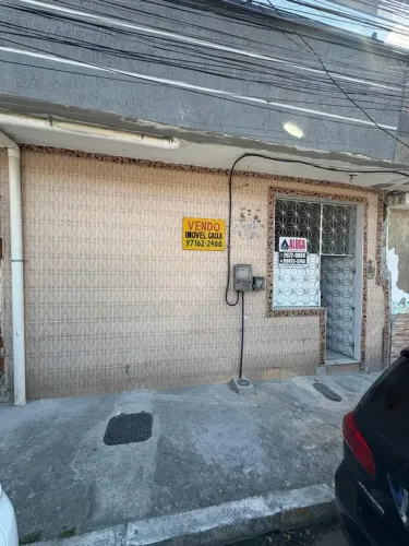 Imóvel para aluguel tem 65 metros quadrados com 2 quartos em Vila Itamarati - Duque de Cax