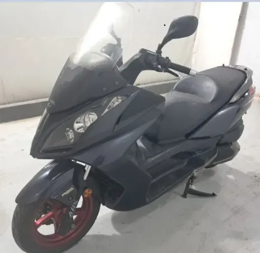 Downtown 300i ABS, ano 2018 com apenas 25.000 quilometros rodados