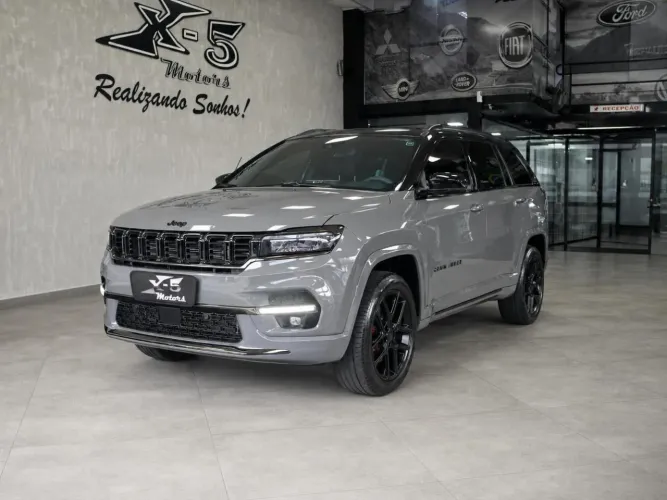 Jeep Commander Black Hurricane 2.0 4X4 TB AUT 2025