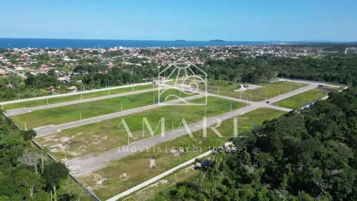 TERRENO EM CONDOMINIO ALTO PADRÃO NA PRAIA DO ERVINO