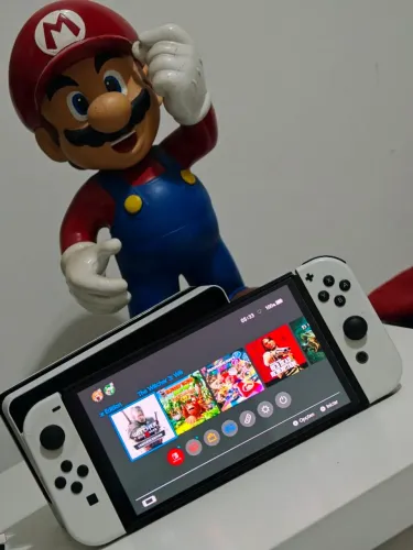 Nintendo Switch Oled (Desbloc- com chip)