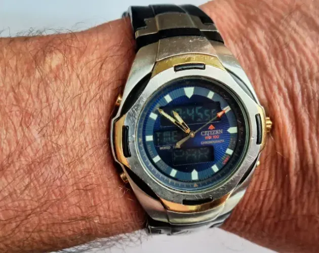 A41= COM DEFEITO ANTIGO RELOGIO CITIZEN VER DETALHES EM DESCRIÇAO