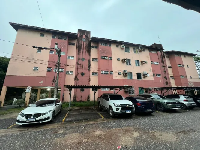 Lindo apartamento disponível para venda no Res. Aloysio Chaves na Av. Bernardo Saião.