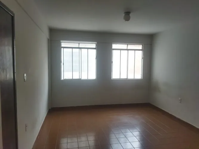 2 kitnets disponíveis, aluguel a partir de 750, 00