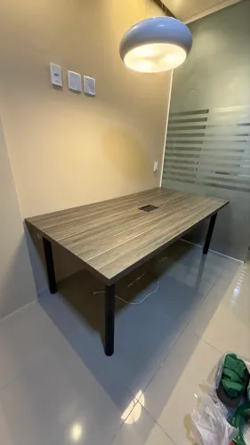 Mesa de reunião para escritório 