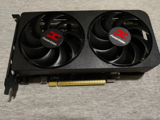 Placa De Vídeo RX 9060 XT 16GB