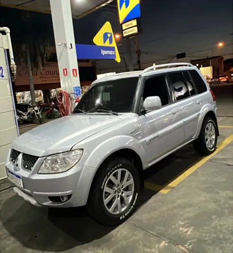 Mitsubishi Pajero TR4 2.0/ 2.0 Flex 16V 4X4 Aut. 2010
