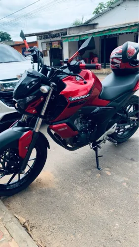Moto FZ15