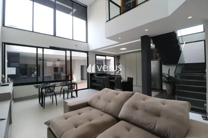 Casa para aluguel, 4 quartos, 3 suítes, 4 vagas, MINAS GERAIS - Uberlândia/MG