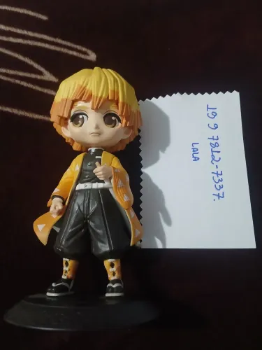 Qposket Zenitsu Demon Slayer (Original)