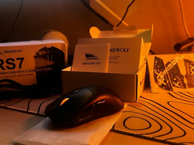 Mouse Gamer Smailwolf RS7 (TRI MODE/Sensor Pixart 3311)