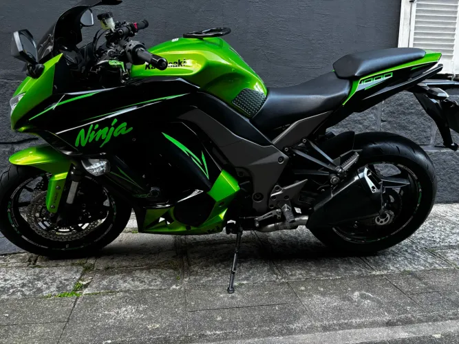 Kawasaki Z1000SX Tourer 2012 com ABS